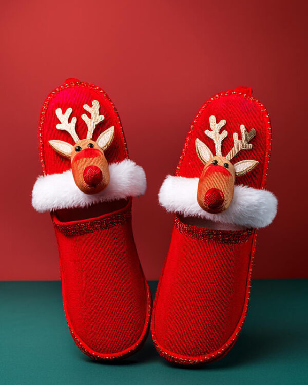 Festive Reindeer Slippers - Gambar 3